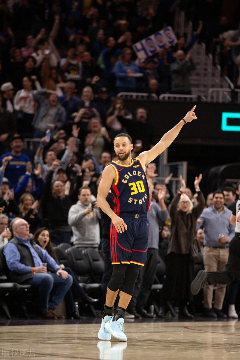 库里关键节点高光表现，皇家马德里带队取胜！